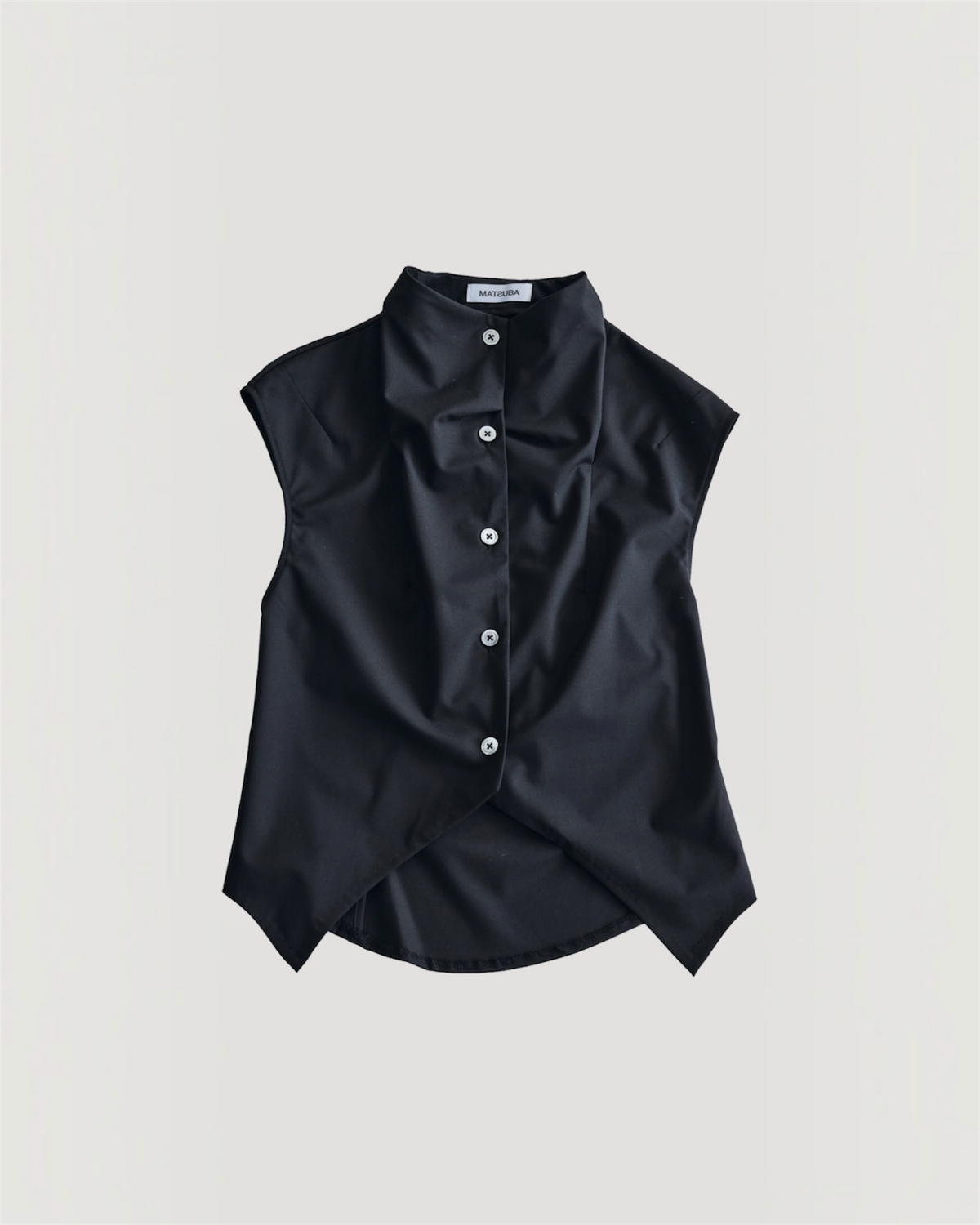 HIGH NECK BUTTON TOP