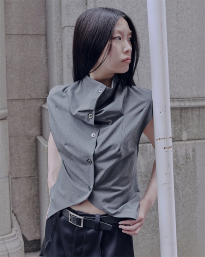 HIGH NECK BUTTON TOP