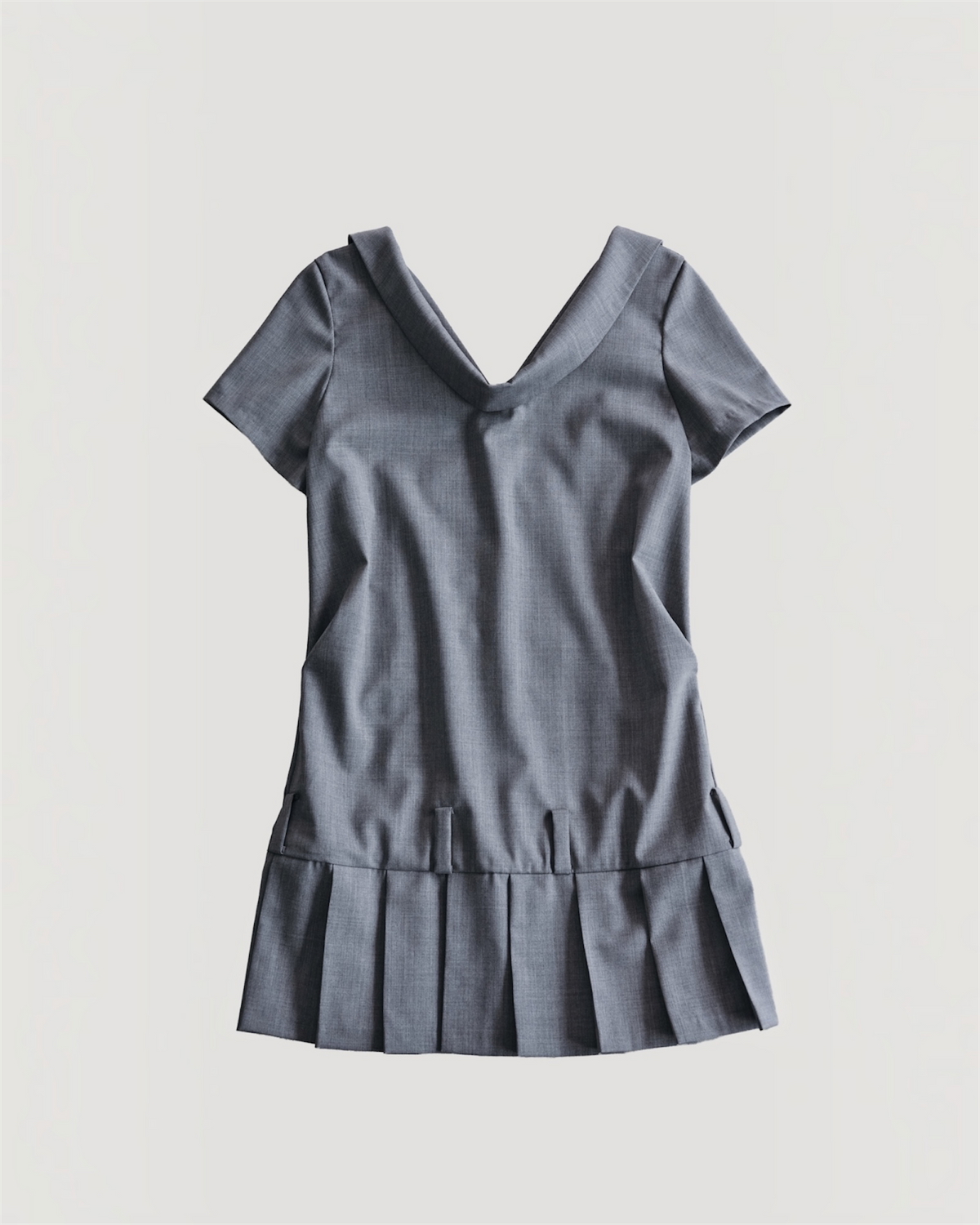 LOW WAIST PLEATED DRESS