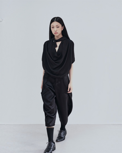 SCULPTED CROPPED PANTS